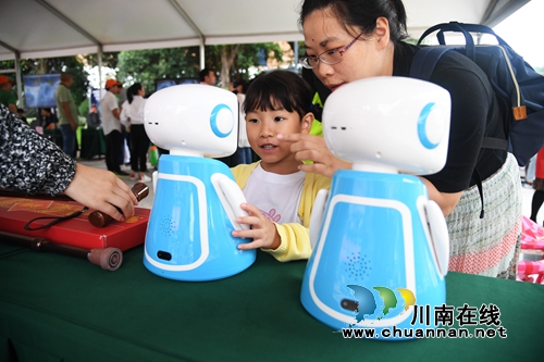 泸州：“科普盛宴”让娃娃们耍嗨了！(图10)