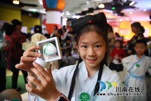 奇石说廉！泸州“廉石文化”搬进非公企业(图2)