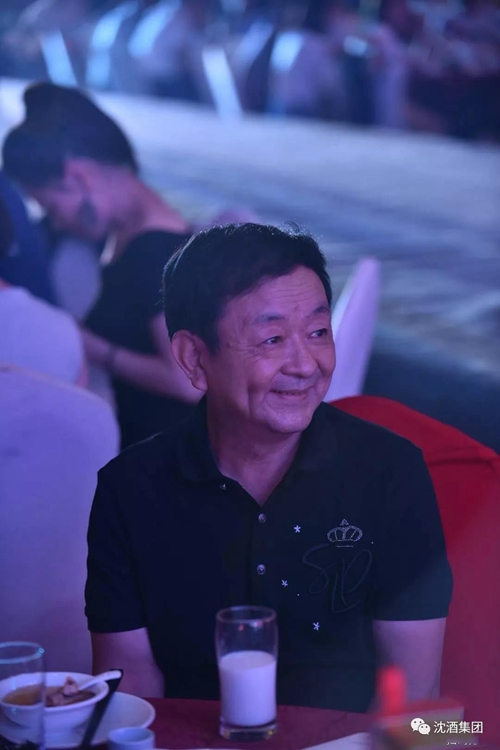 巴蜀笑星大咖云集&nbsp;共庆中国沈酒·成都酒庄开业(图5)