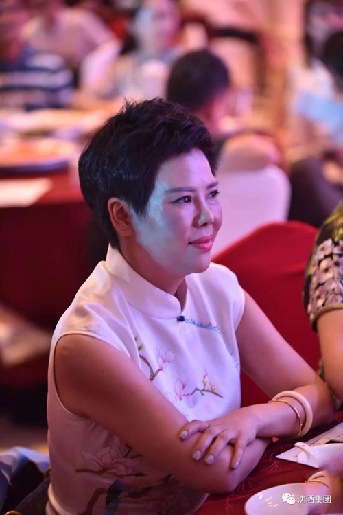 巴蜀笑星大咖云集&nbsp;共庆中国沈酒·成都酒庄开业(图6)