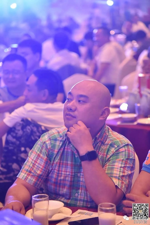 巴蜀笑星大咖云集&nbsp;共庆中国沈酒·成都酒庄开业(图9)