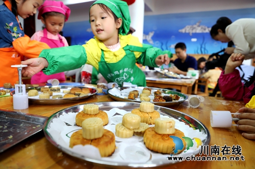 泸州：幼儿园变“加工厂”“廉礼”倡廉节(图1)