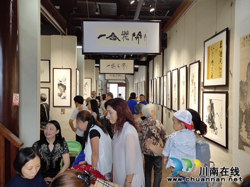 中秋小长假好去处&nbsp;到泸州东门口城楼看画展(图6)