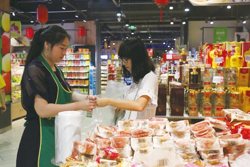 中秋月明人尽望&nbsp;安知秋思落谁家(图3)