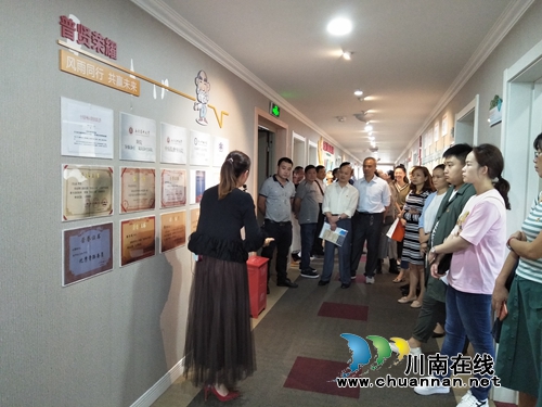 龙马潭区红星街道：创新“党建+”模式&nbsp;激发党建新活力(图2)