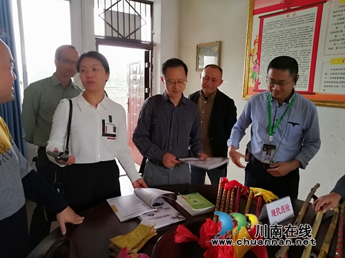 泸州市评估验收专家组到泸县百和小学开展泸州市优秀文化艺术传承学校评估验收工作(图1)