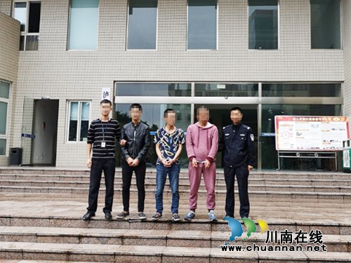 泸县公安局牛滩派出所抓获三名吸毒人员(图1)