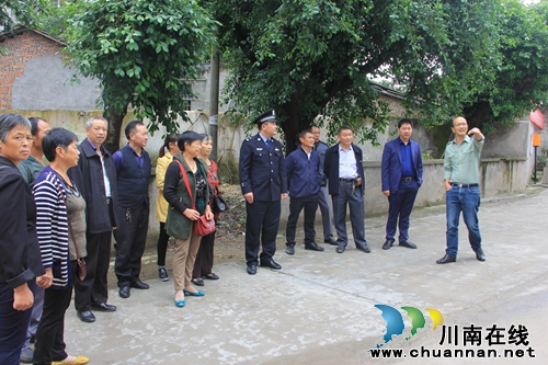 泸县百和镇组织开展人大代表基层社会治理调研活动(图1)