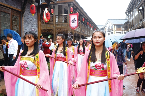 尧坝驿开街:展古城之韵 抒怀古之情(图7) 尧坝驿开街:展古城之韵 抒怀古之情(图7)