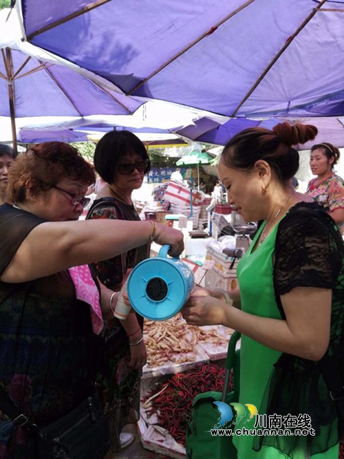 “陆二姐”的市场管理“三字经”(图3) “陆二姐”的市场管理“三字经”(图3)