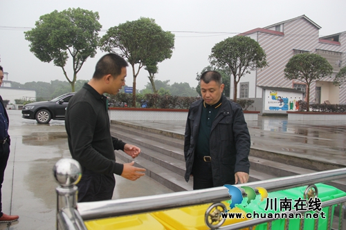 泸县政协主席李镇到云龙镇督查推广垃圾分类工作进展情况(图3)