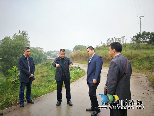 泸县政协主席李镇率队调研泸县生活垃圾分类工作(图2)