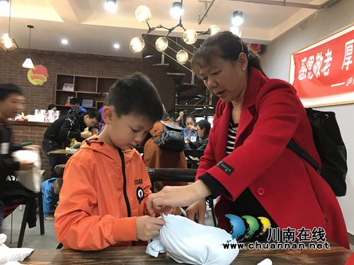 龙马潭：孝老爱老“从小事做起&nbsp;从现在做起”(图1)