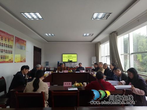 合江南滩镇组织离退休干部欢度2018年重阳节(图3)