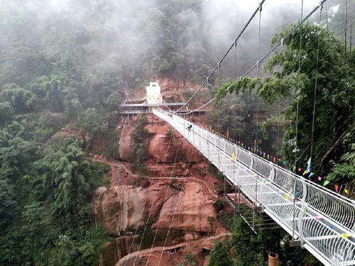 重阳登高赤水戈千崖，体验步步惊心7D玻璃桥(图7)