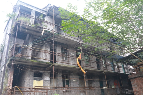 泸州市电池厂：细数断瓦残垣中的印记(图2)