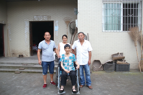 为善一方&nbsp;凡事品端行正；泸州好人&nbsp;传颂德名远扬(图6)