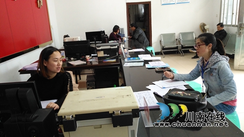 泸县玄滩司法所开展社区服刑人员走访工作(图1)