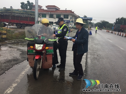 泸县立石镇开展“三联动”交通安全联合大检查(图1)
