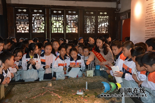 纳溪区棉花坡镇：研修旅行出真知&nbsp;弘扬传统图笃志(图1)