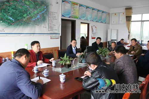 泸县潮河镇召开龙江峡景区建设现场工作会(图1) 泸县潮河镇召开龙江峡景区建设现场工作会(图1)