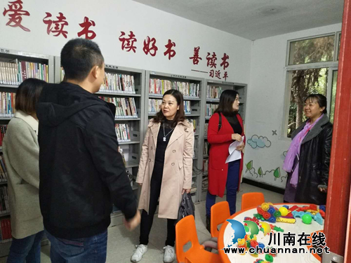 宜宾南溪区大坪乡农胜社区民生工程“儿童之家”迎接区“儿童之家”检查验收组的(图1)