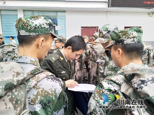 泸县人武部到潮河镇开展基干民兵点验工作(图1)