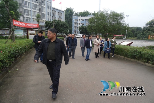 合江县实录镇接受市级依法治理标准化建设示范创建验收(图2)