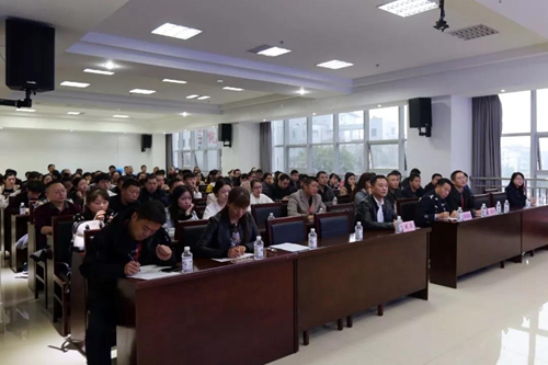 防暴处突&nbsp;西南医大中医院上演“空中救援”(图4)