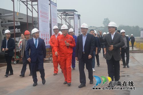 杨林兴率队到泸县调研川南城际铁路项目建设情况(图1)