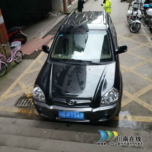 宜宾筠连交警大队组织开展机动车乱停乱放专项整治工作(图2)