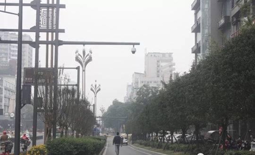 自贡高新区15处违法停车抓拍机器人上线(图4) 自贡高新区15处违法停车抓拍机器人上线(图4)