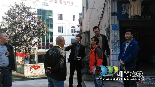 泸州市经信局对立石镇“蜘蛛网”治理工作开展验收(图1)