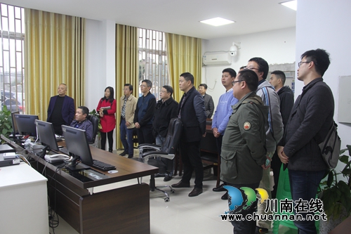 合江县到泸县云龙镇考察交流农村生活垃圾分类治理工作(图1)