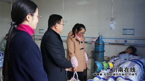 泸县立石“最美干部”连续工作10天晕倒岗位上(图1)