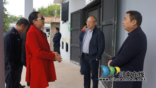 张文杰陪同省政府安委会巡查组到泸县立石镇巡查安全工作(图1)