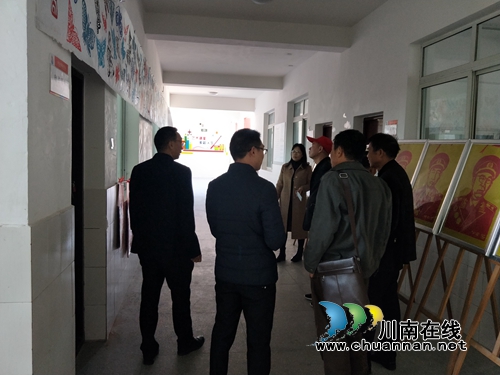 泸县关工委到海潮镇开展调研工作(图2) 泸县关工委到海潮镇开展调研工作(图2)