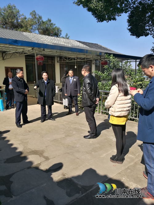 新鲜！泸州诞生首家“田坎上的银行”(图2)