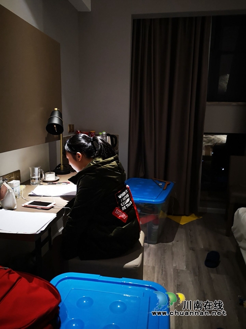 泸县建校参加泸州市第十四届中等职业学校师生技能大赛获奖总数位居全市第一(图8) 泸县建校参加泸州市第十四届中等职业学校师生技能大赛获奖总数位居全市第一(图8)