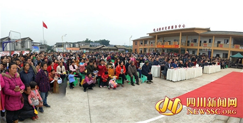 纳溪举办诗词大会 讴歌改革开放40周年成就(图1) 纳溪举办诗词大会 讴歌改革开放40周年成就(图1)