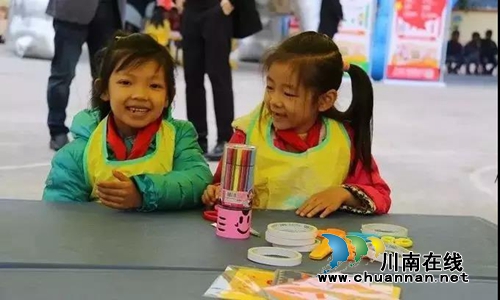 万诚国际星期8小镇走进沙田小学&nbsp;用心温暖寒冬(图9)