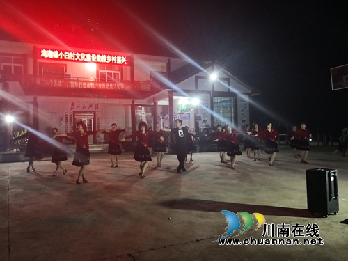 泸县海潮镇：让廉政文化走进千万农家(图1)