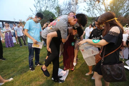 520如何表白？直击泸州假面单身party浪漫现场(图26)