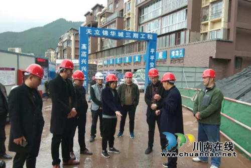 任中榕率队检查古蔺县安全文明施工和扬尘治理工作(图1)