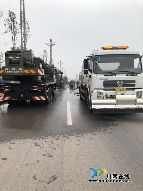 泸县城管执法局：军民鱼水情更浓(图1)