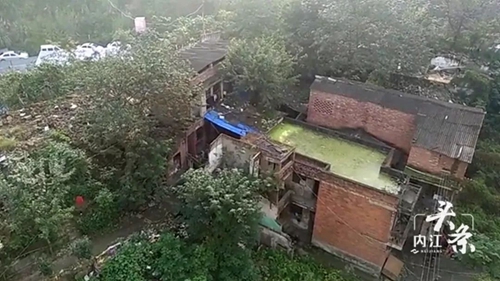 内江钉子户被拔掉：抬棺材阻交通索价上千万(图1)