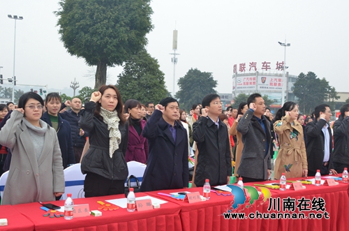 泸州工会送文化进企业&nbsp;温暖人心鼓干劲(图3)