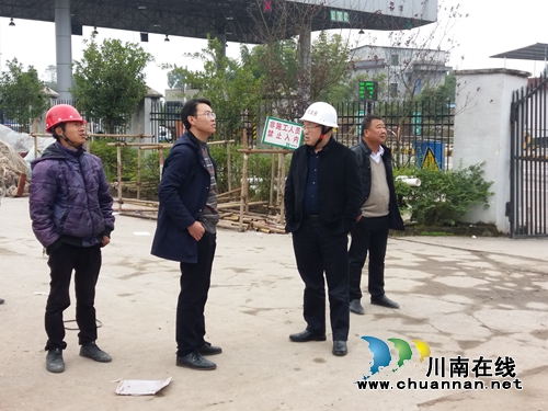 张文杰到泸县潮河镇督导企业发展及收费站项目建设工作(图2) 张文杰到泸县潮河镇督导企业发展及收费站项目建设工作(图2)