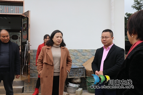 省民政厅到泸县百和镇验收敬老院床位改造工程(图3) 省民政厅到泸县百和镇验收敬老院床位改造工程(图3)