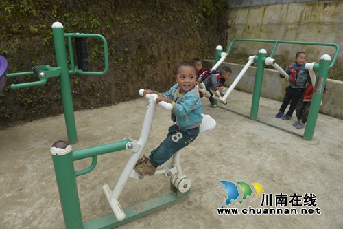 体彩公益金助力山区精准扶贫(图5)